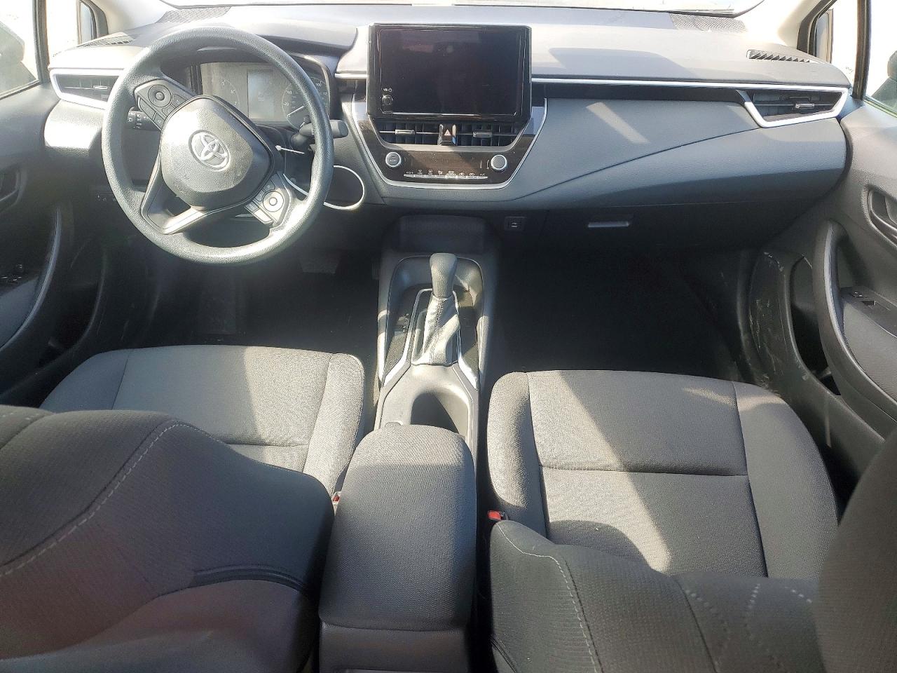 2025 TOYOTA COROLLA