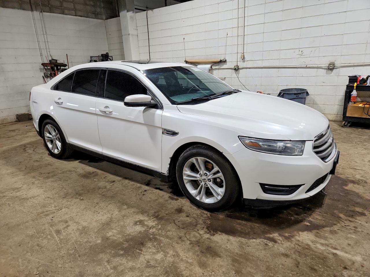 2014 FORD TAURUS