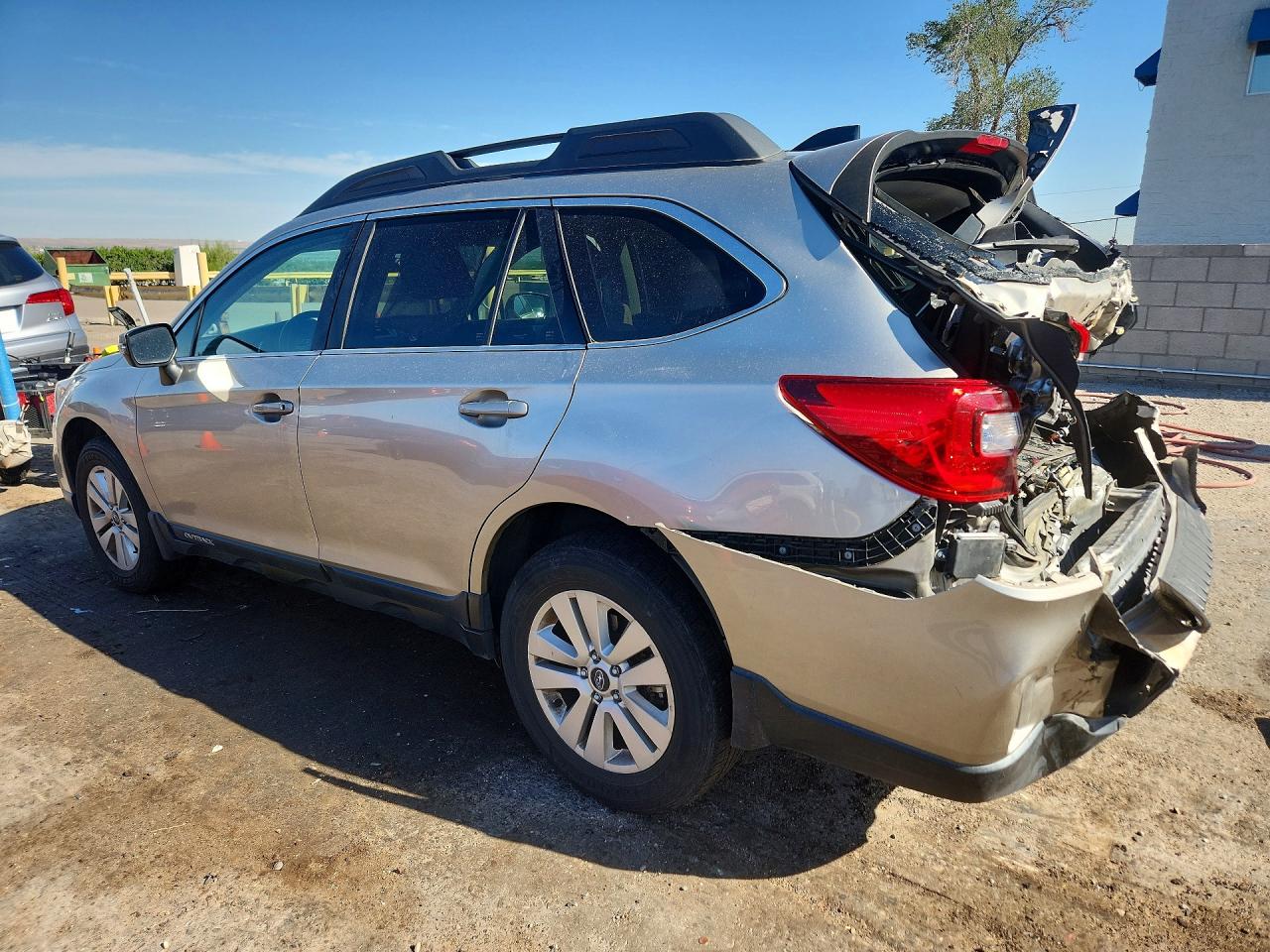 2016 SUBARU OUTBACK