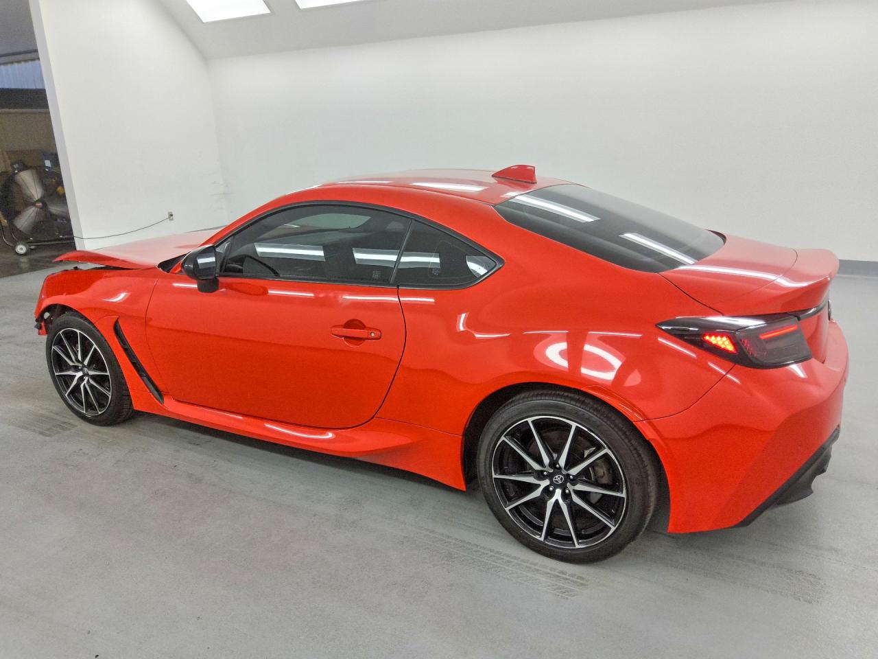 2024 TOYOTA 
