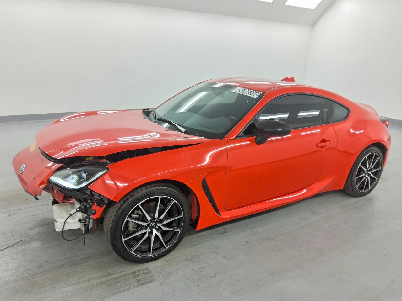 2024 TOYOTA 