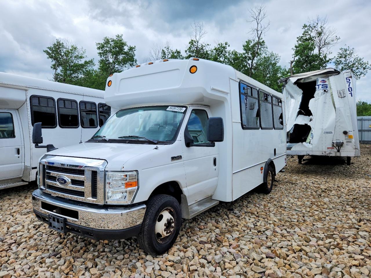 2017 FORD ECONOLINE