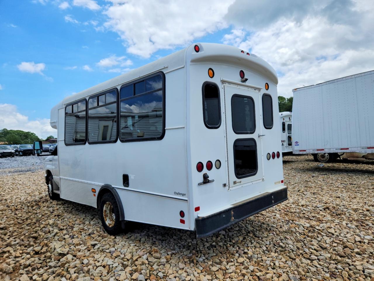 2017 FORD ECONOLINE