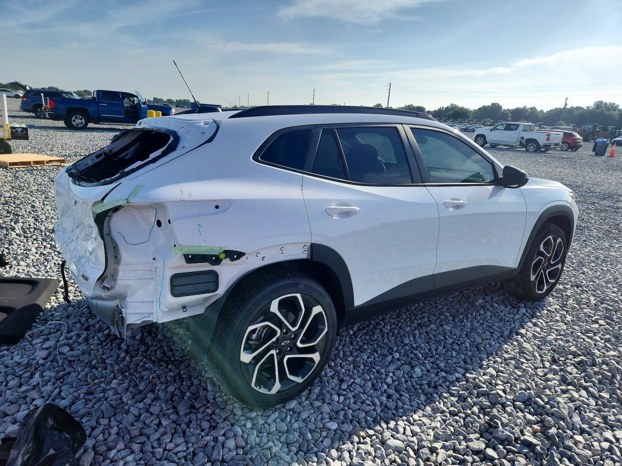2026 CHEVROLET TRAX