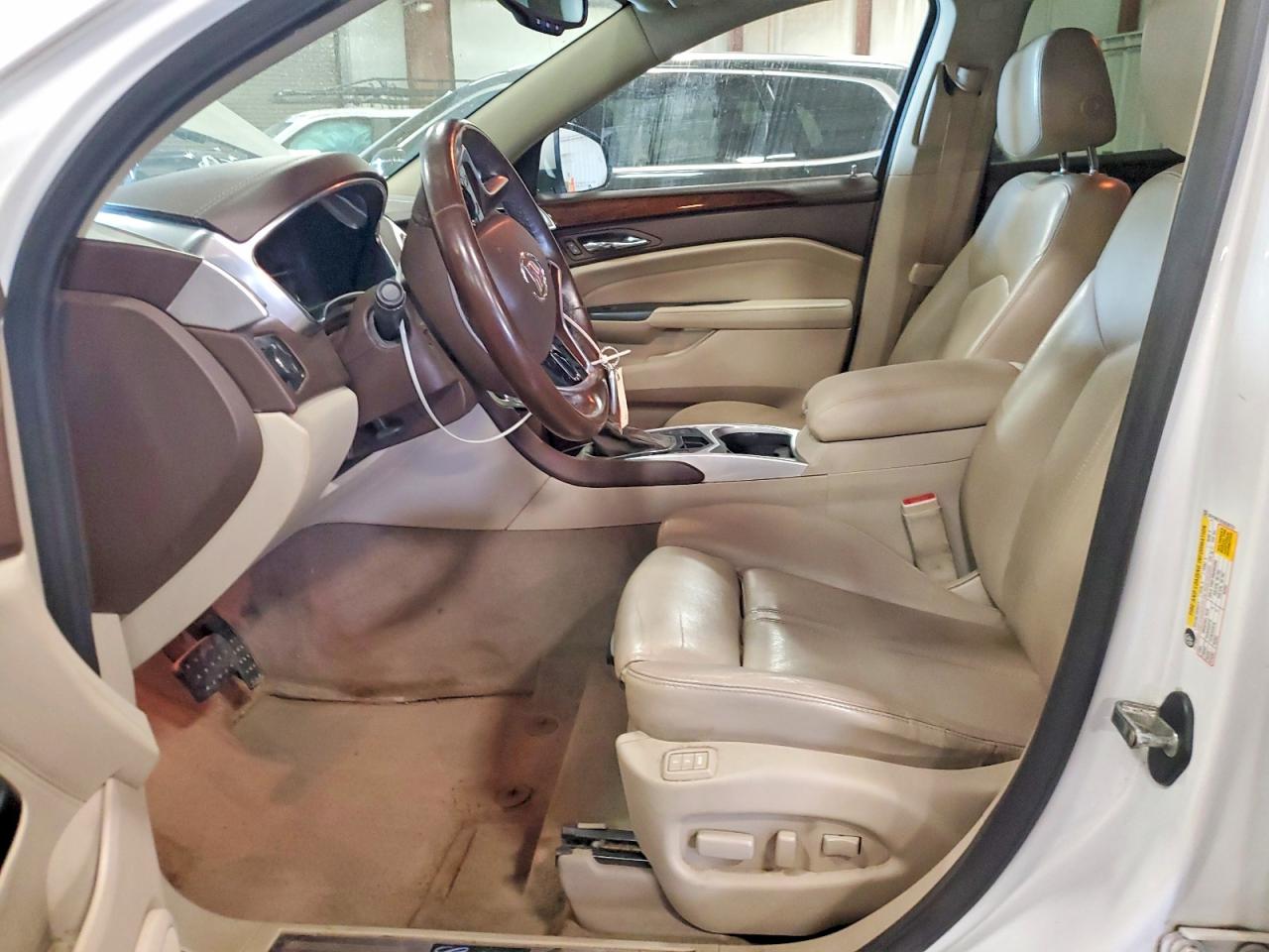 2016 CADILLAC SRX