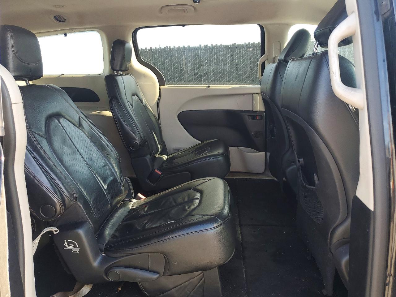 2019 CHRYSLER PACIFICA