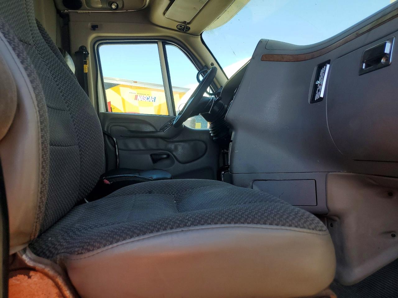 2003 PETERBILT ALL OTHER