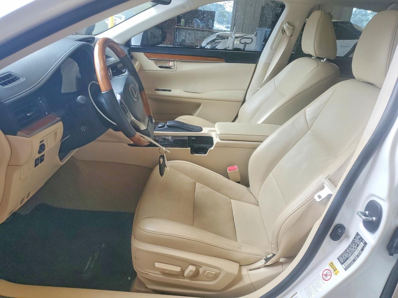 2014 LEXUS ES300
