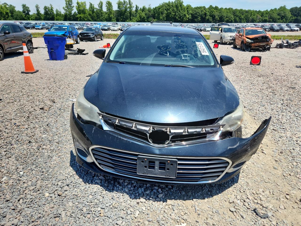 2015 TOYOTA AVALON