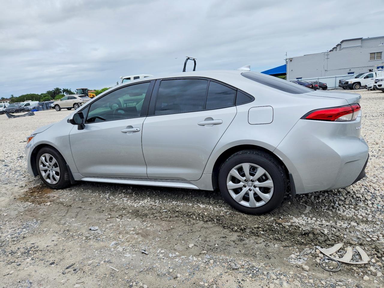 2025 TOYOTA COROLLA