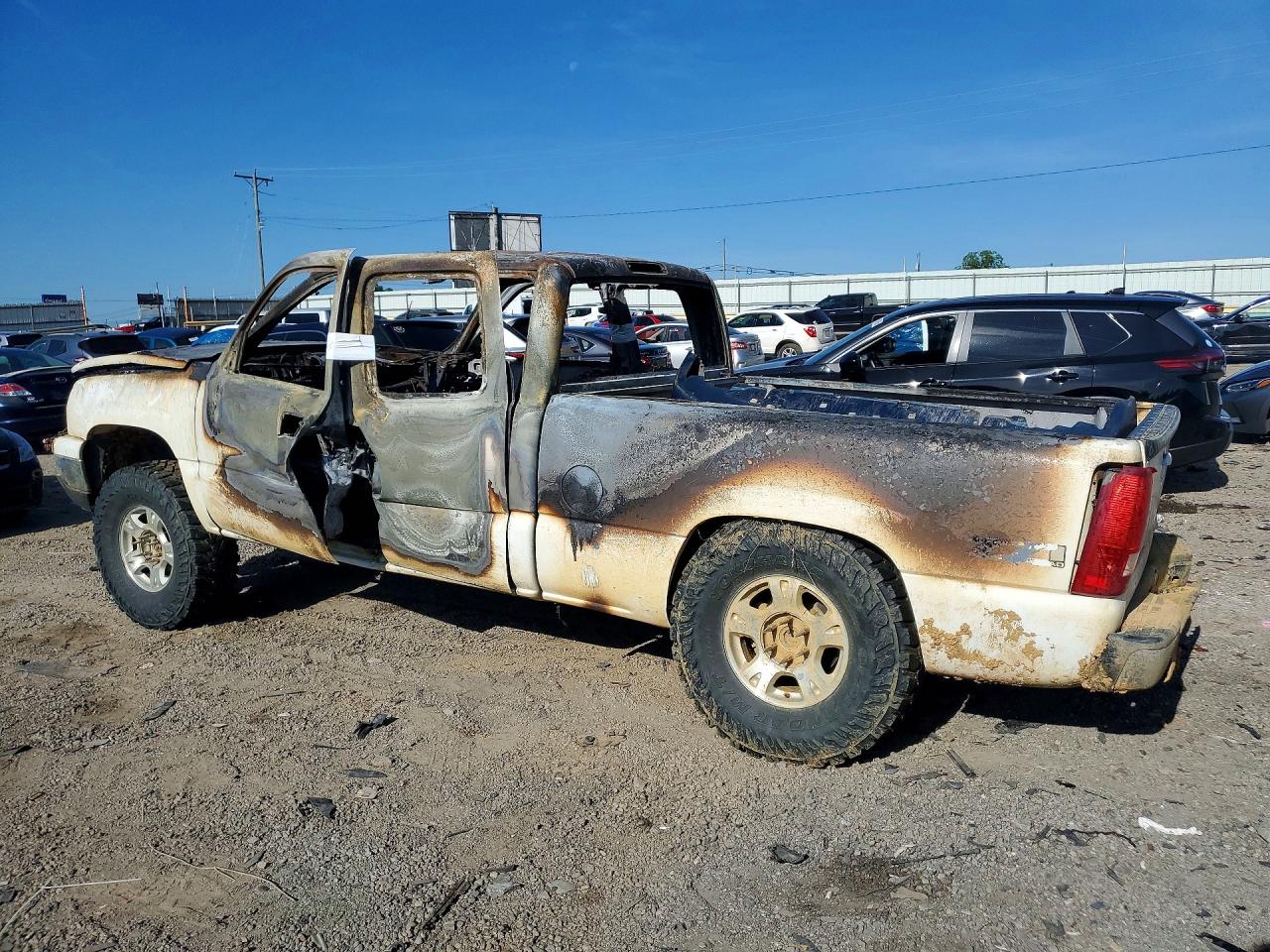 2004 CHEVROLET SILVERADO