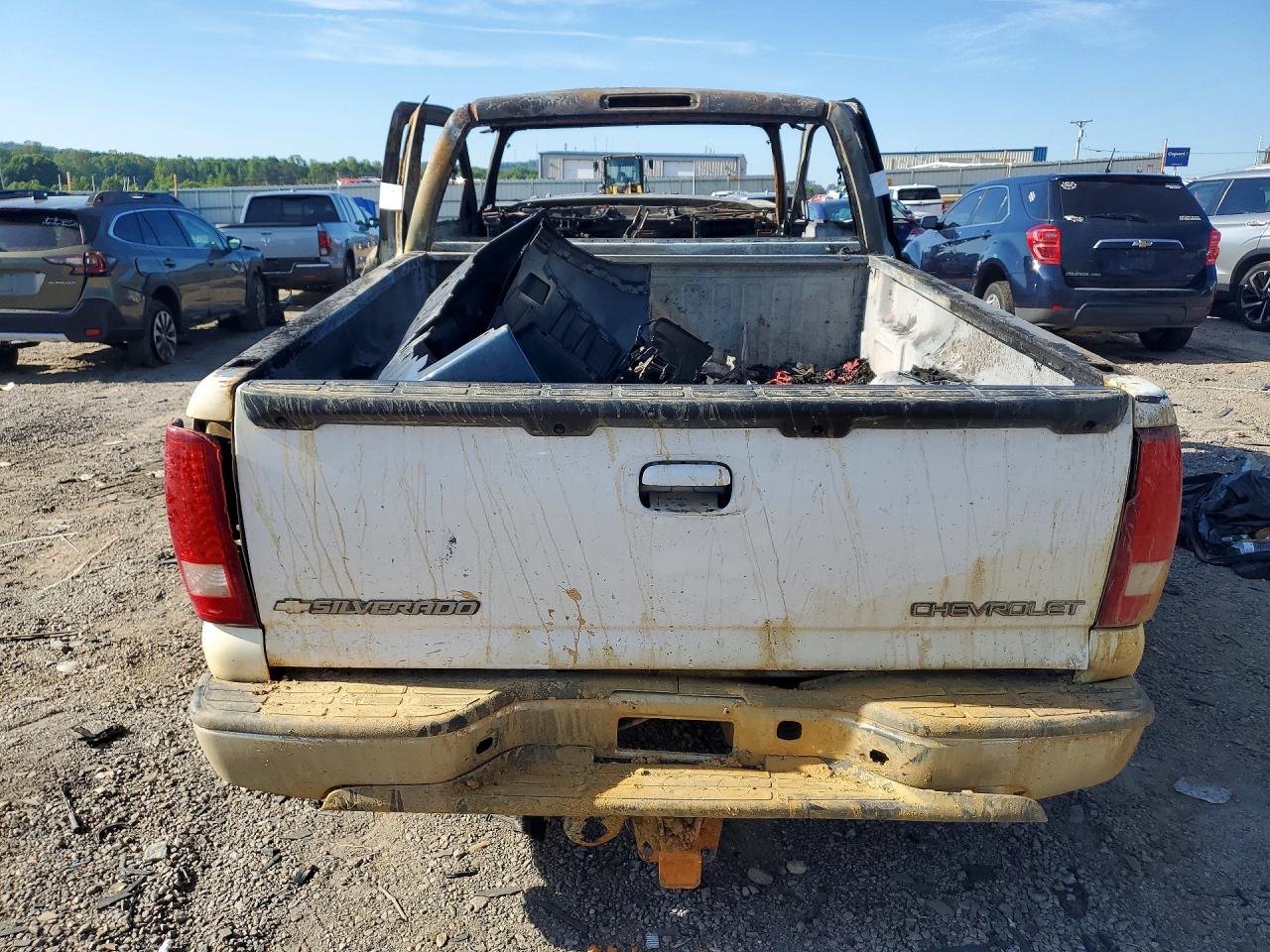 2004 CHEVROLET SILVERADO
