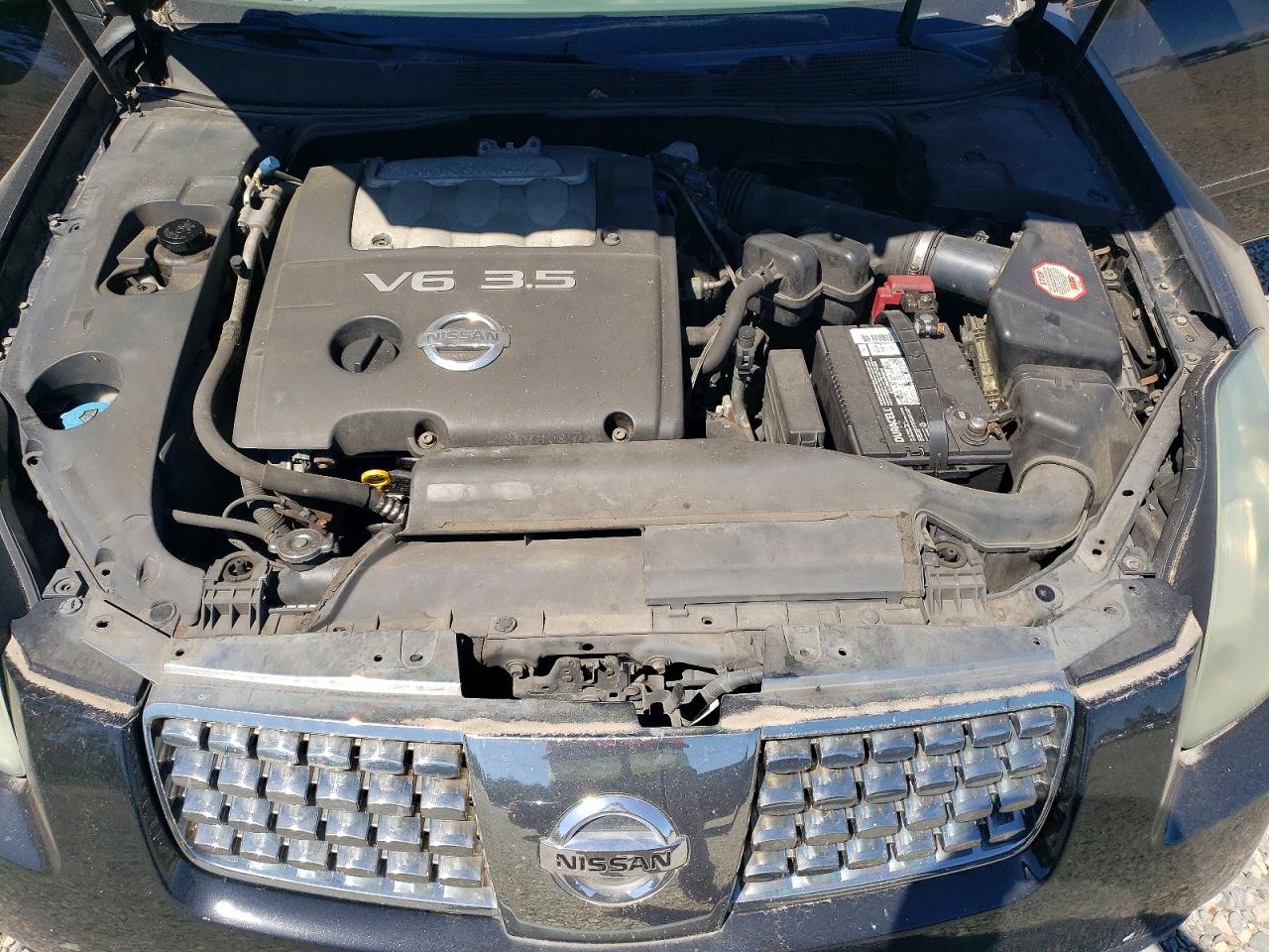 2004 NISSAN MAXIMA