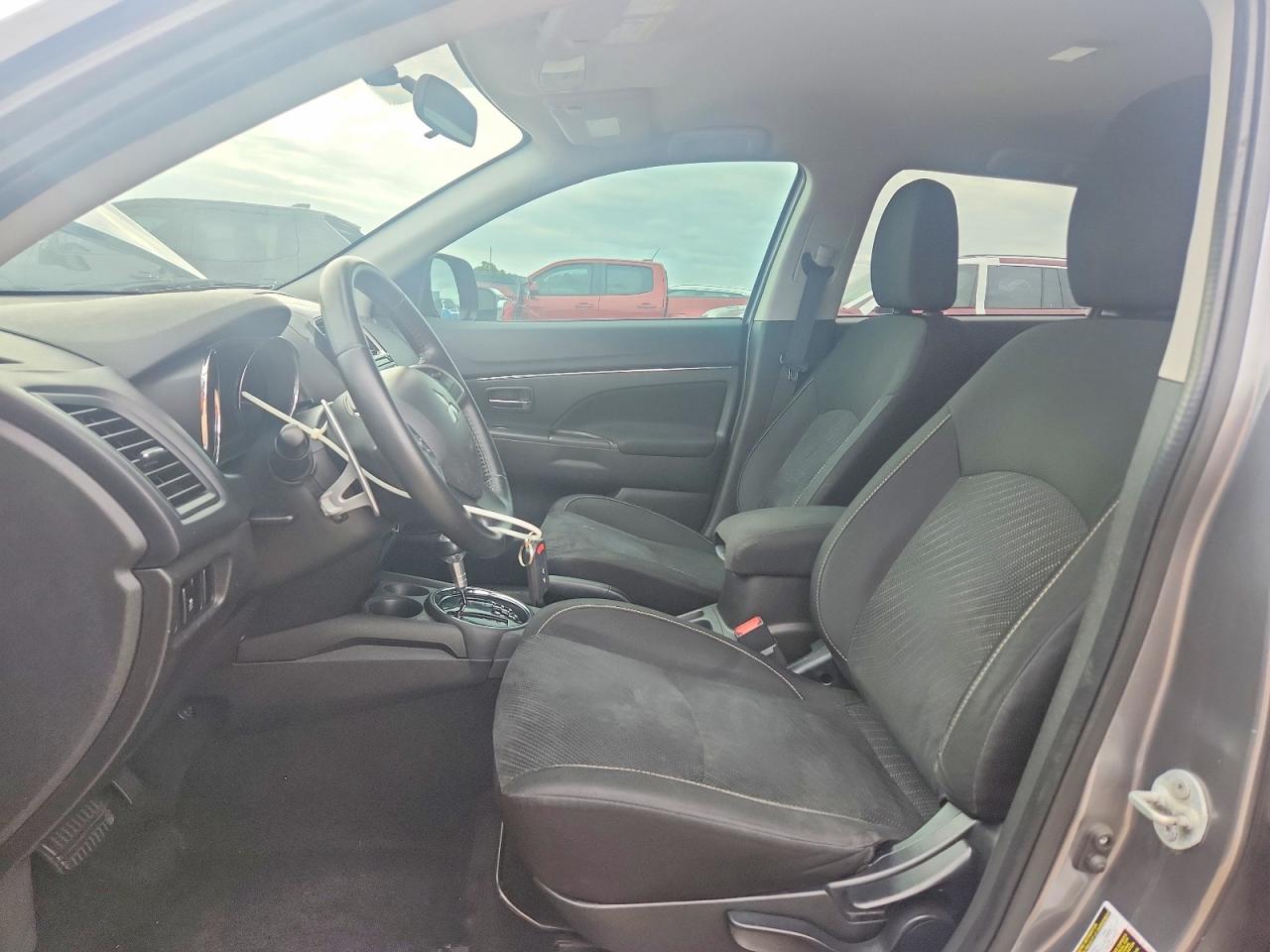 2015 MITSUBISHI OUTLANDER