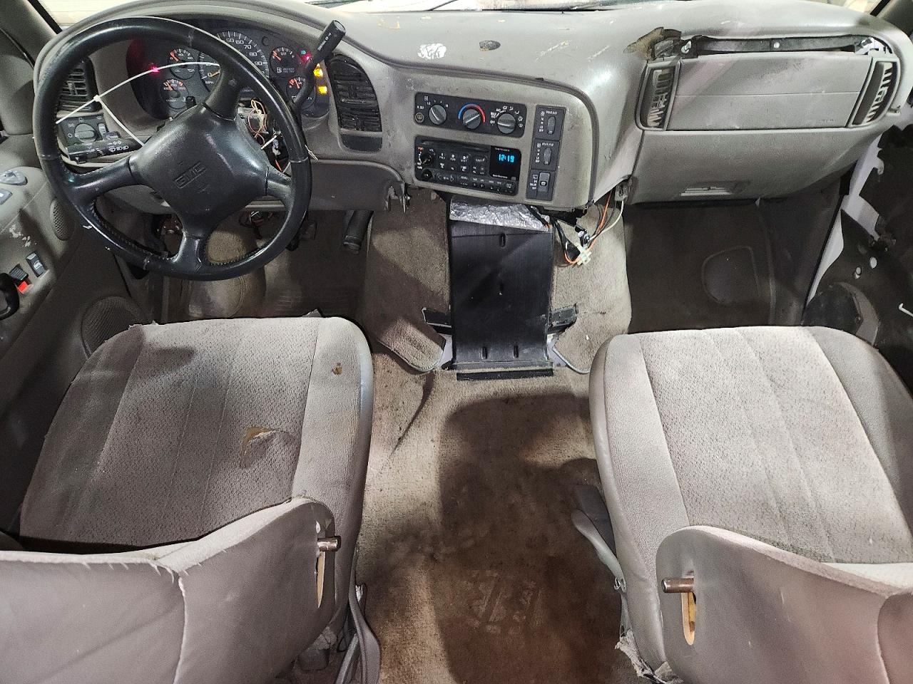 2001 CHEVROLET ASTRO