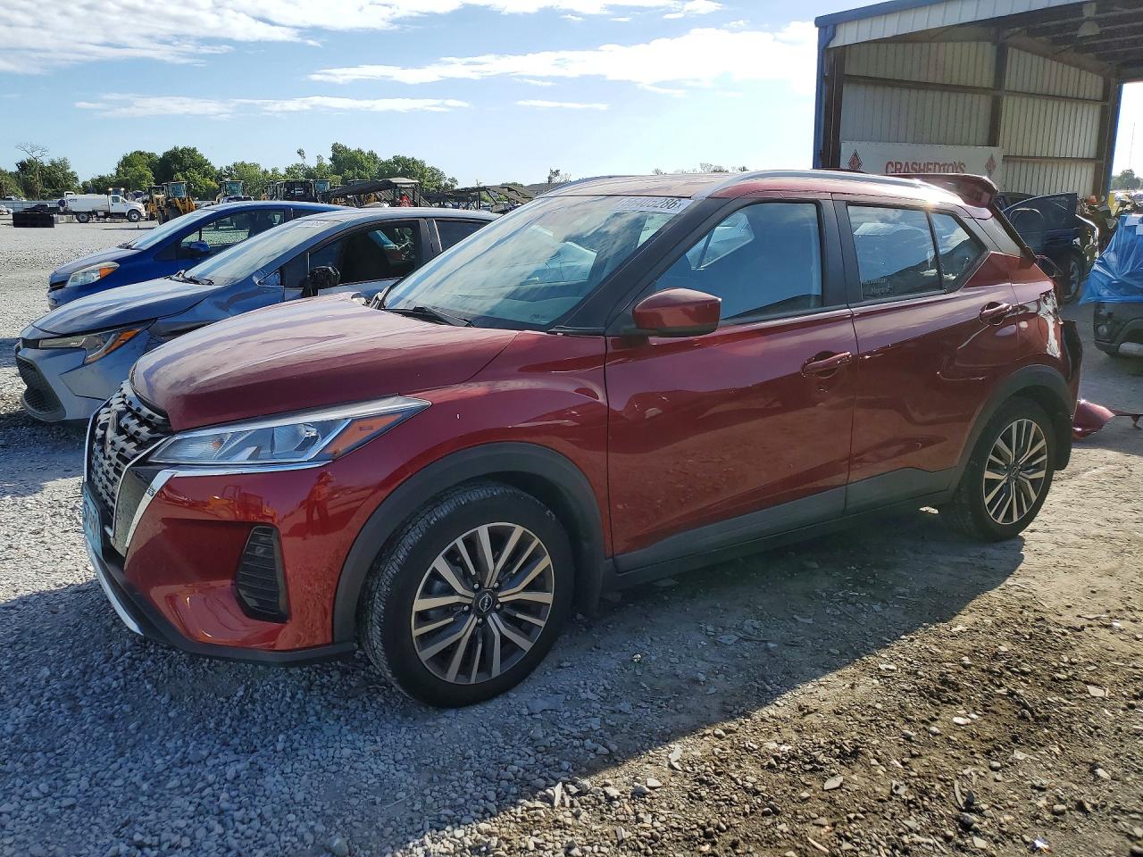 2023 NISSAN KICKS