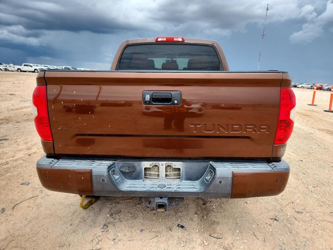 2014 TOYOTA TUNDRA