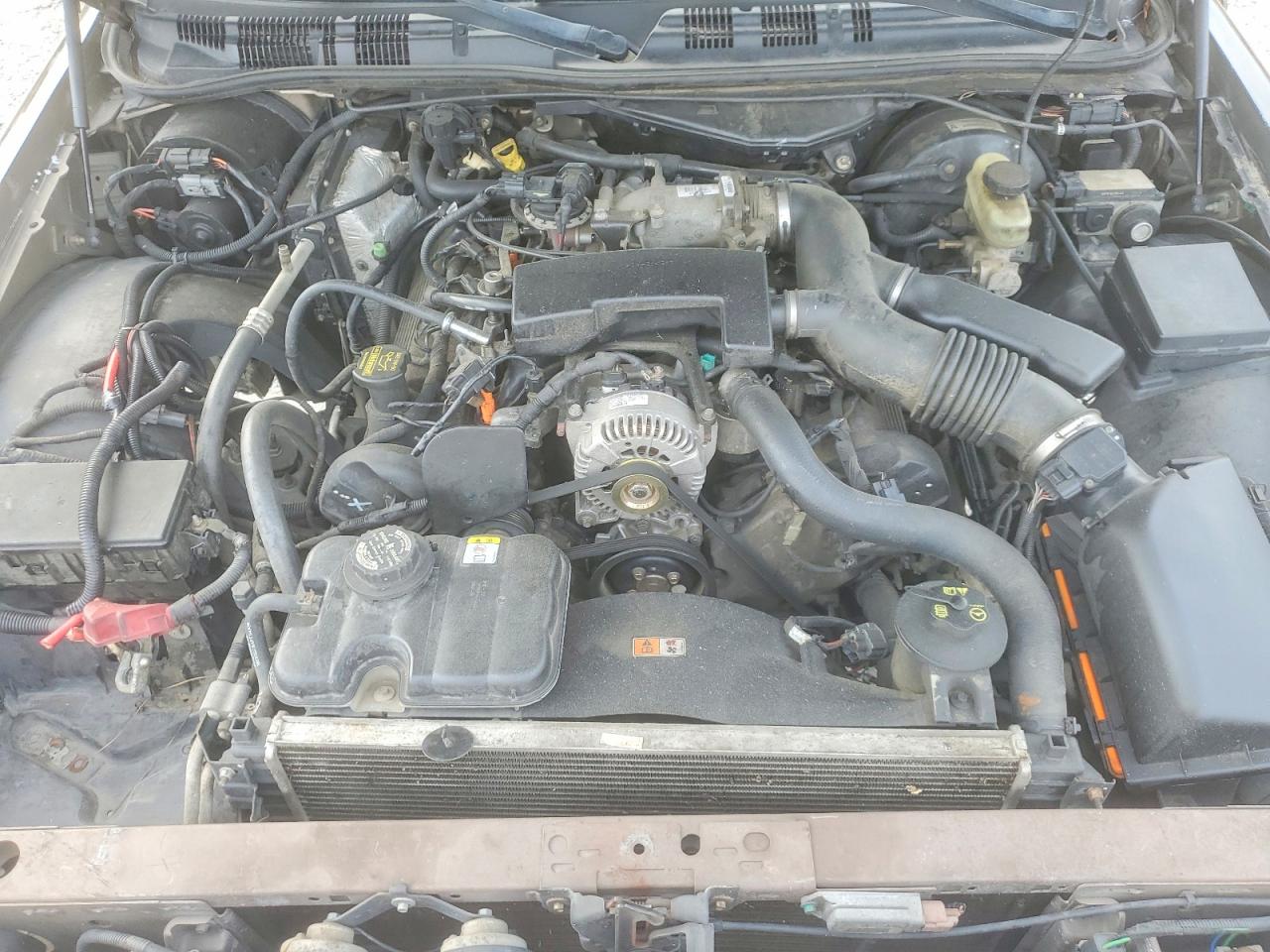 2003 MERCURY GRMARQUIS