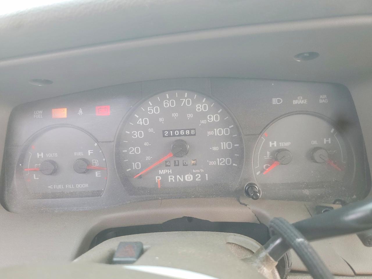 2003 MERCURY GRMARQUIS