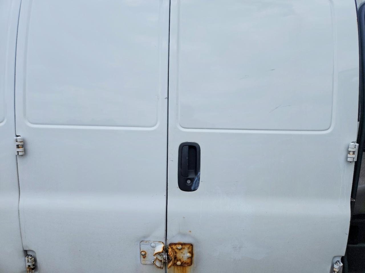 2010 CHEVROLET EXPRESS