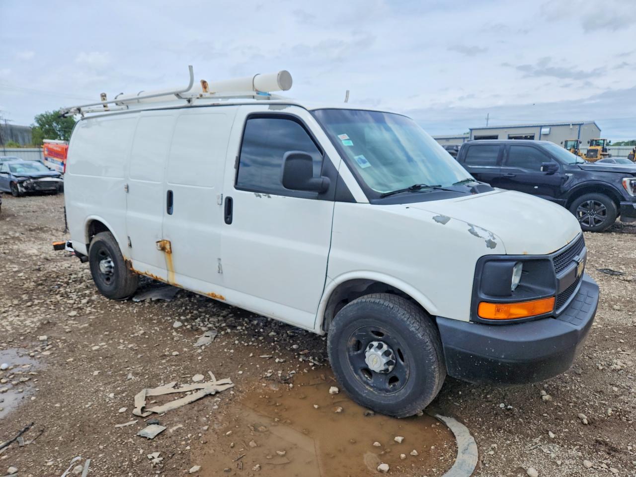 2010 CHEVROLET EXPRESS