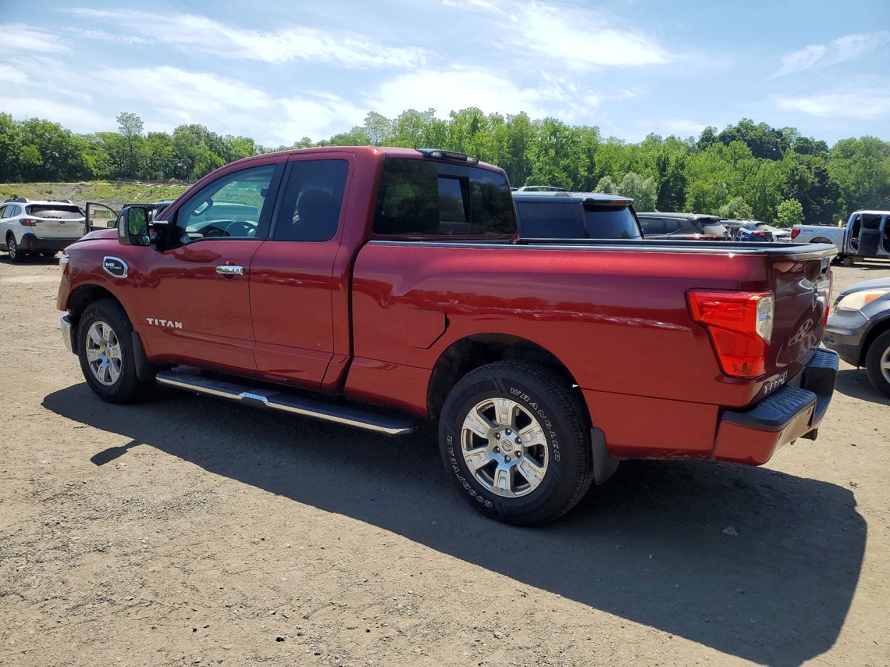 2017 NISSAN TITAN