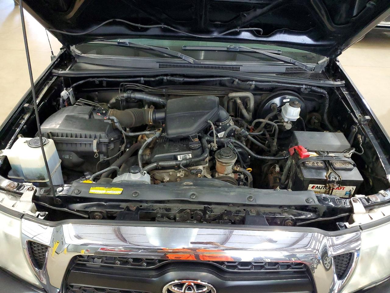 2011 TOYOTA TACOMA