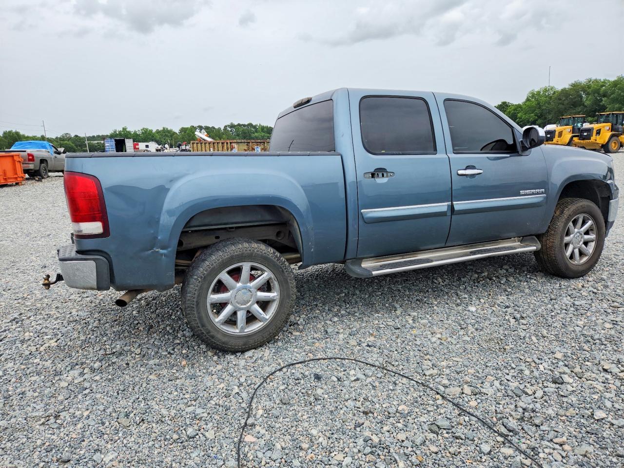 2011 GMC SIERRA