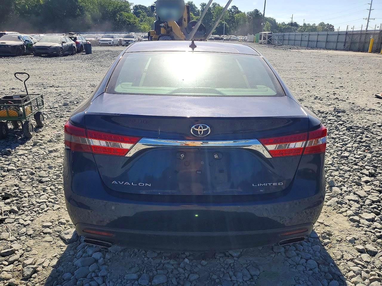 2013 TOYOTA AVALON
