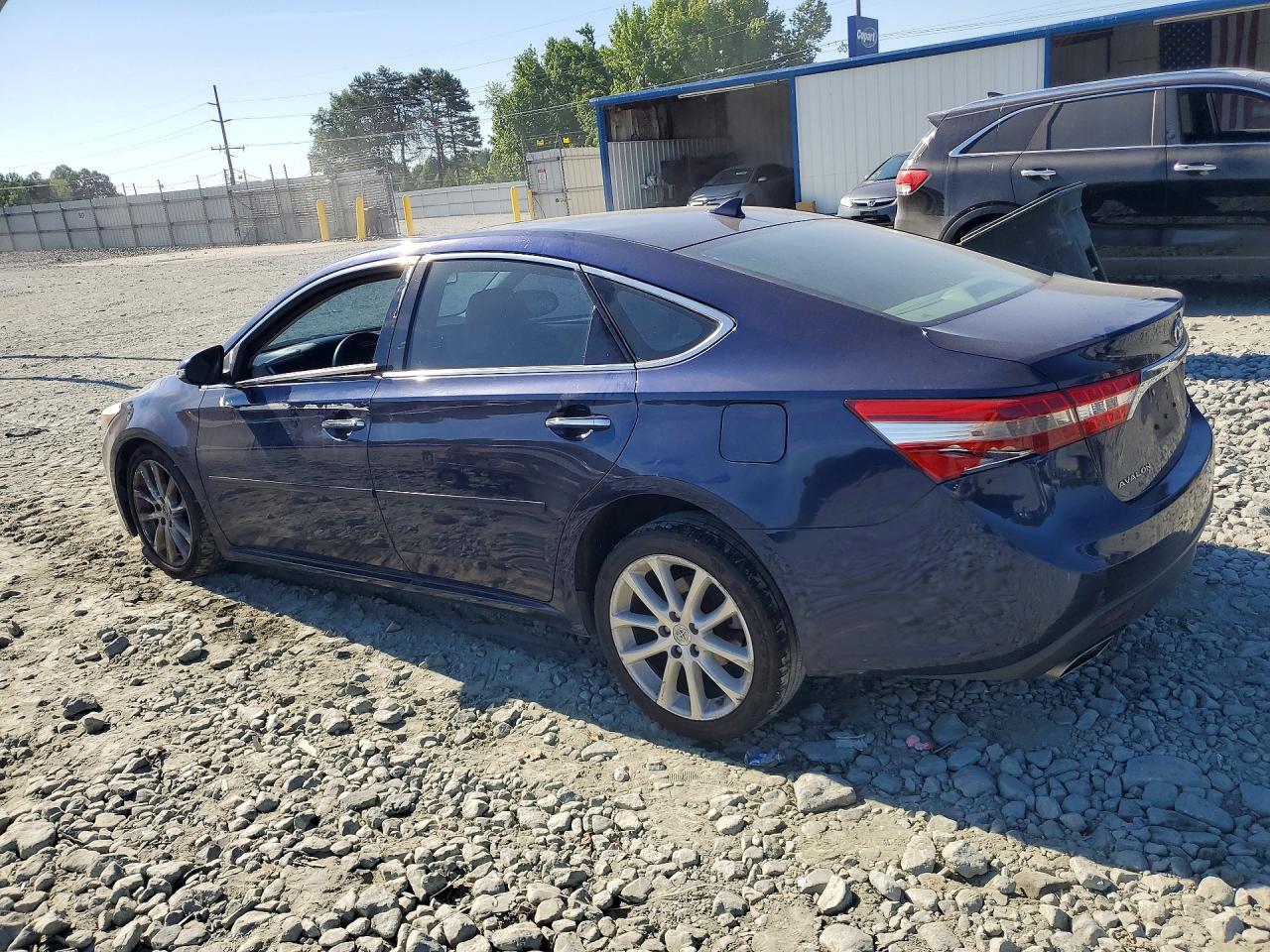 2013 TOYOTA AVALON