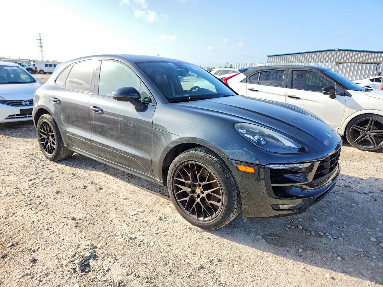 2018 PORSCHE MACAN