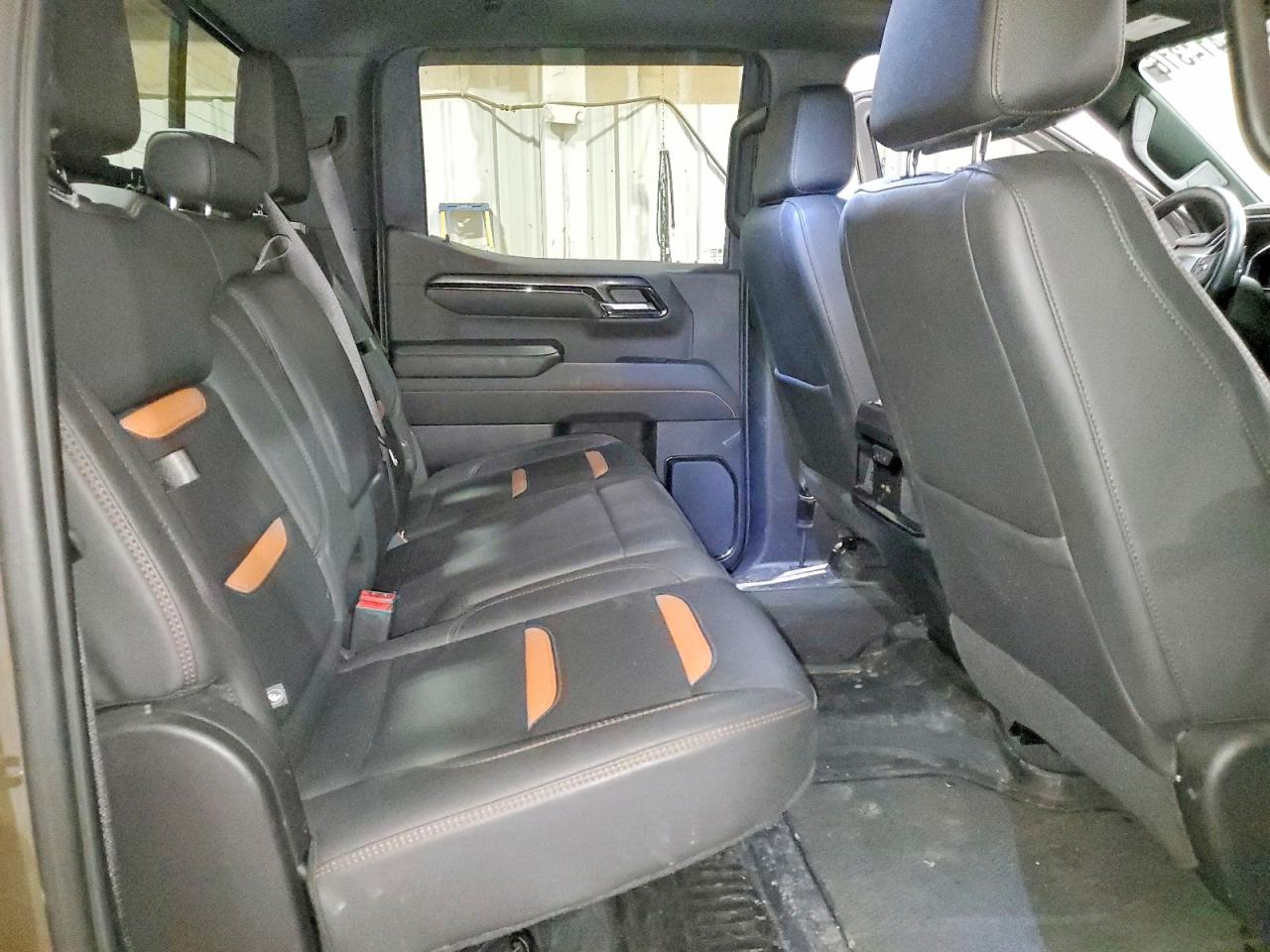2023 GMC SIERRA