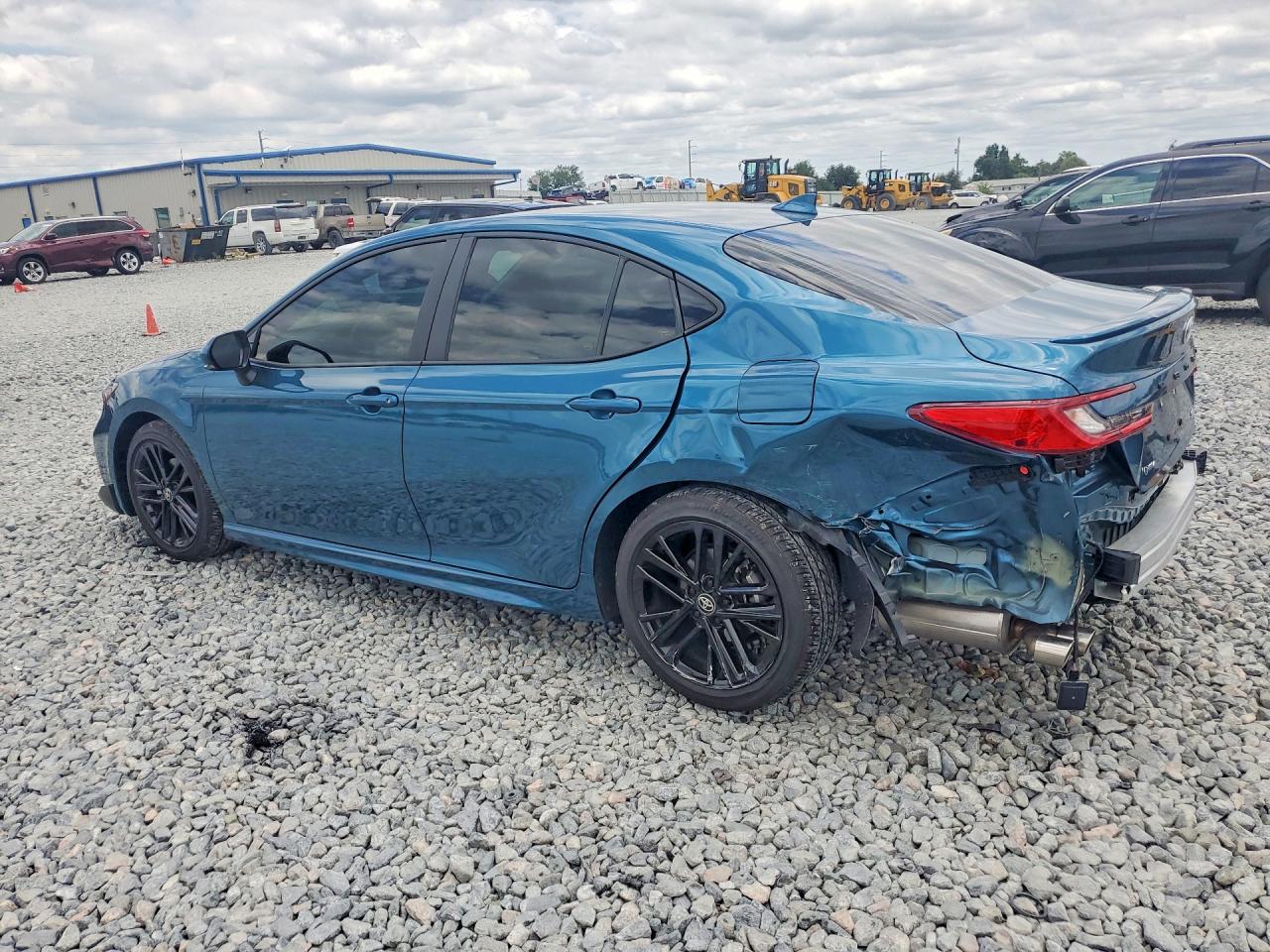 2026 TOYOTA CAMRY