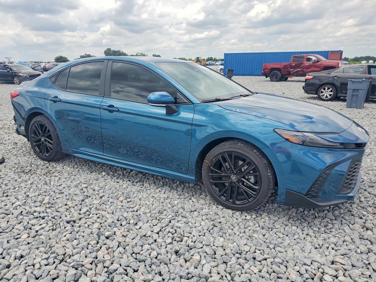 2026 TOYOTA CAMRY