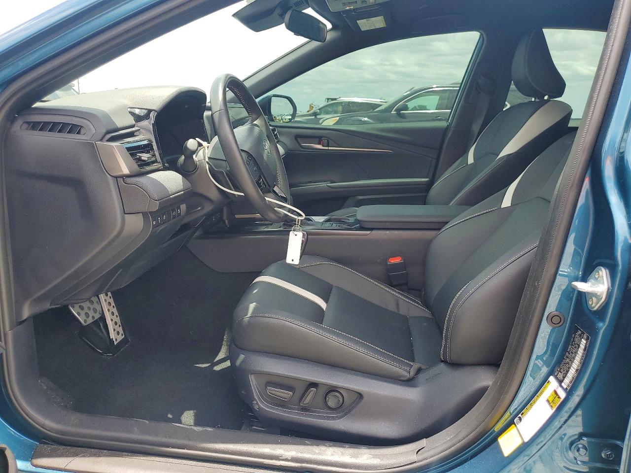 2026 TOYOTA CAMRY