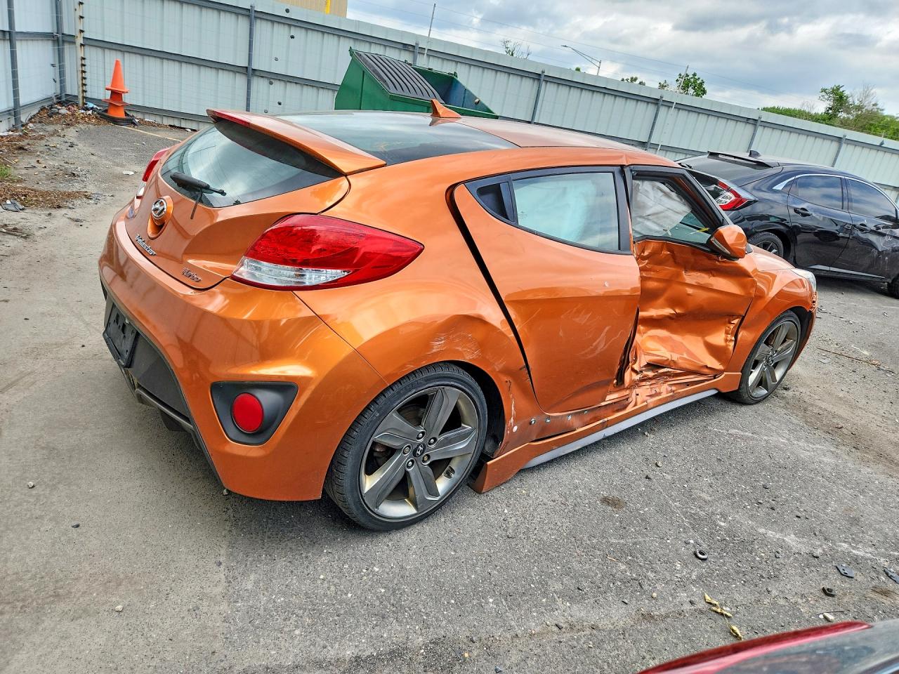 2015 HYUNDAI VELOSTER
