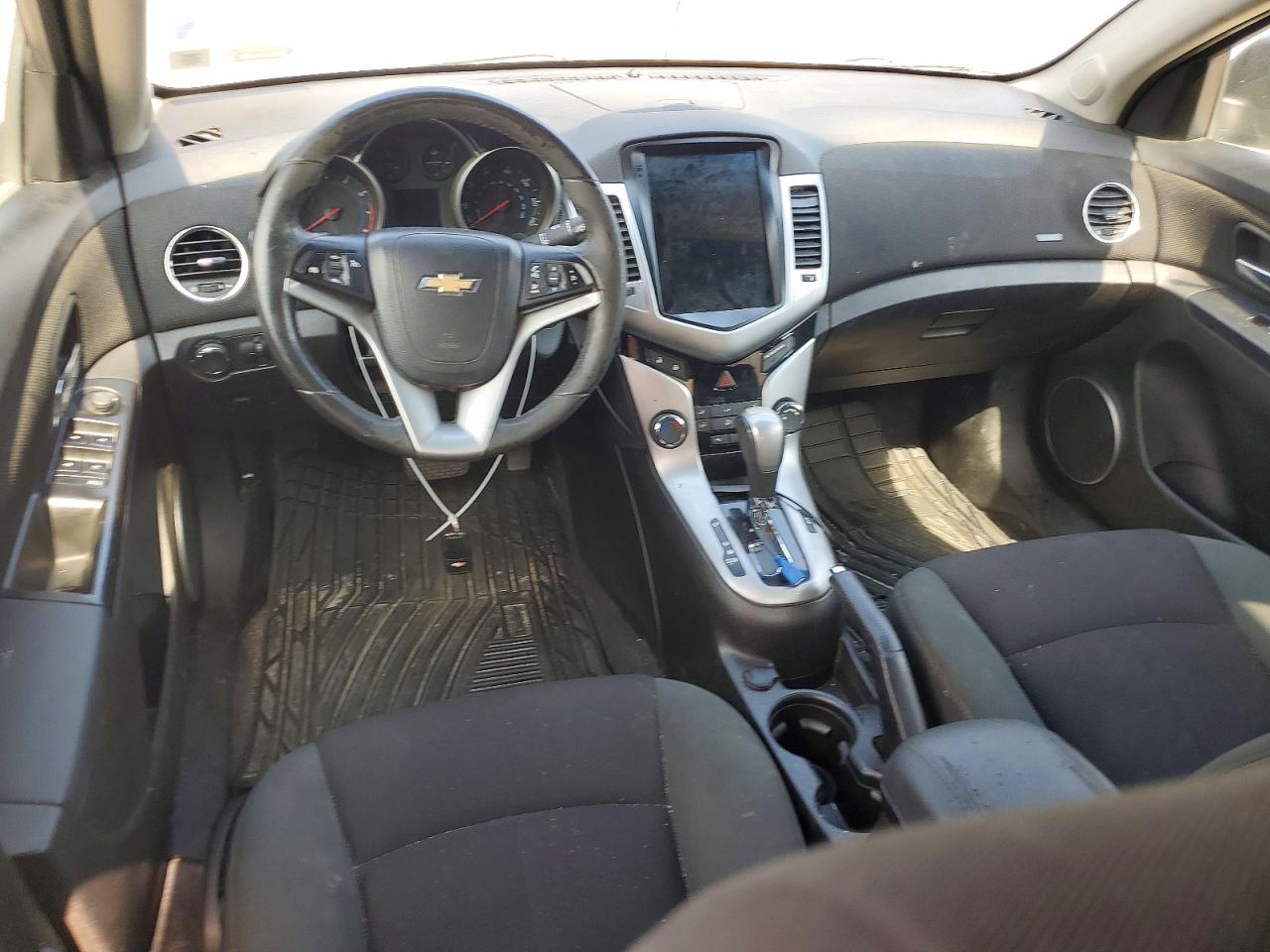 2011 CHEVROLET CRUZE