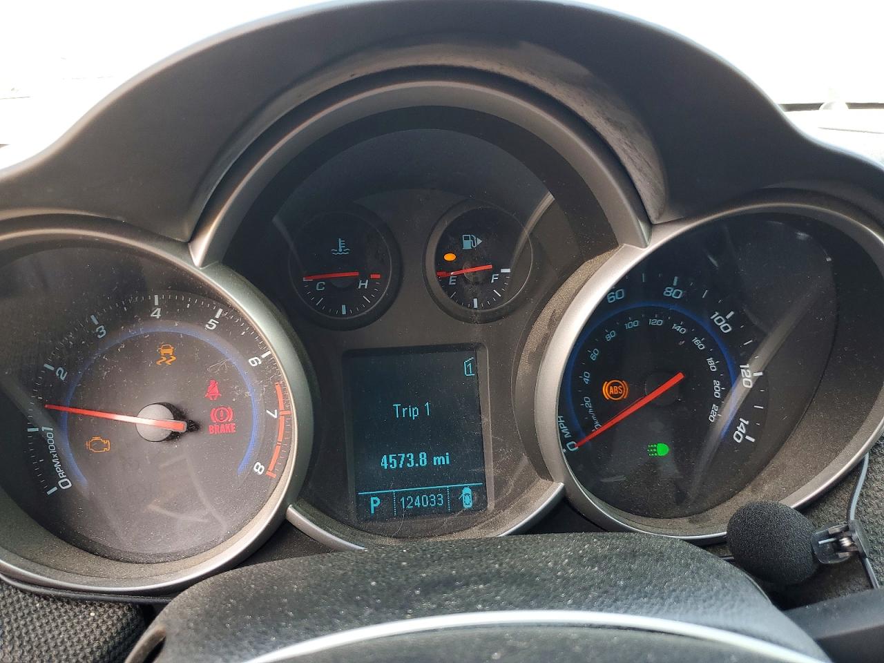 2011 CHEVROLET CRUZE