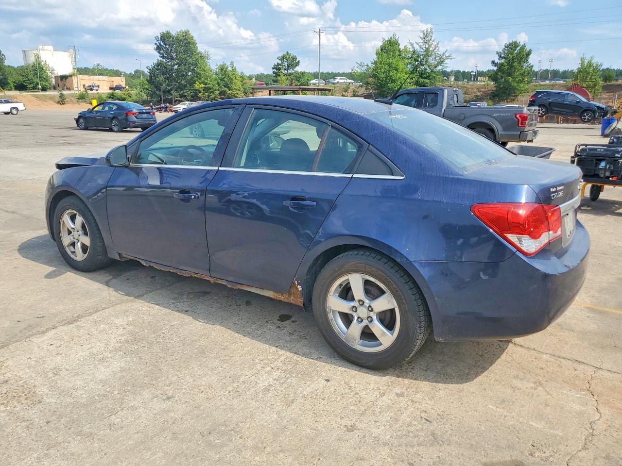 2011 CHEVROLET CRUZE
