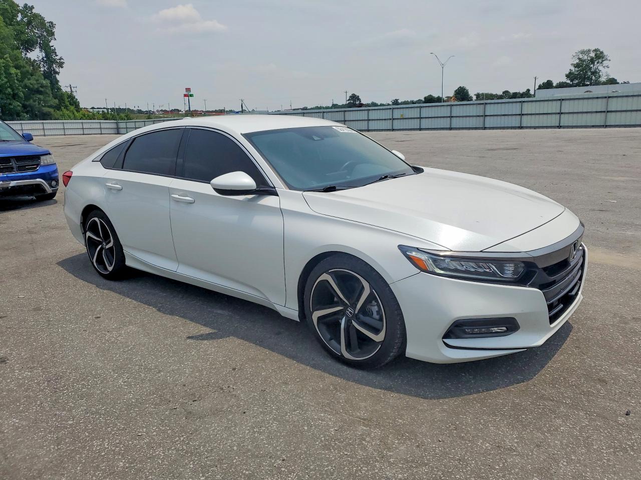 2019 HONDA ACCORD