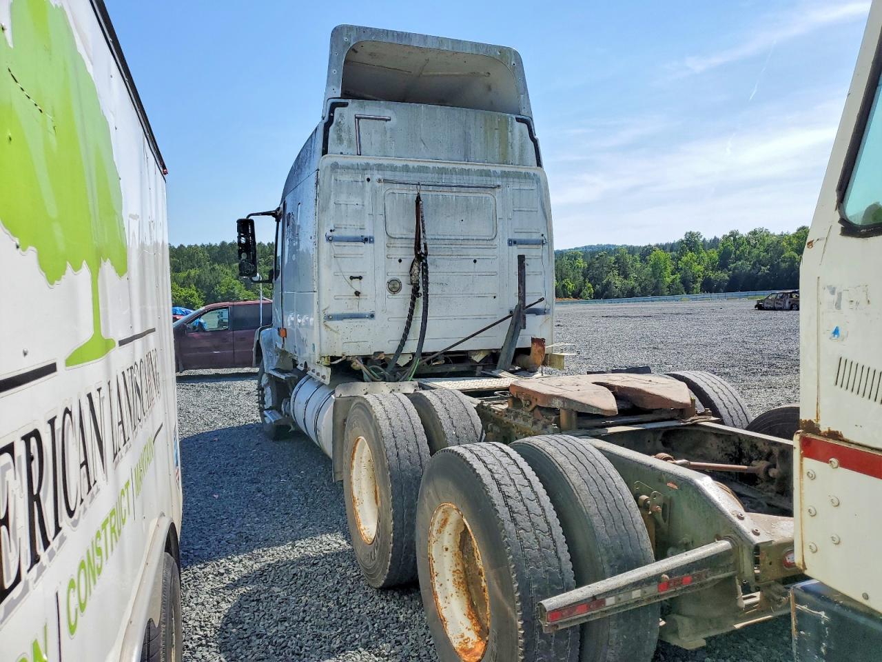 2007 VOLVO VN