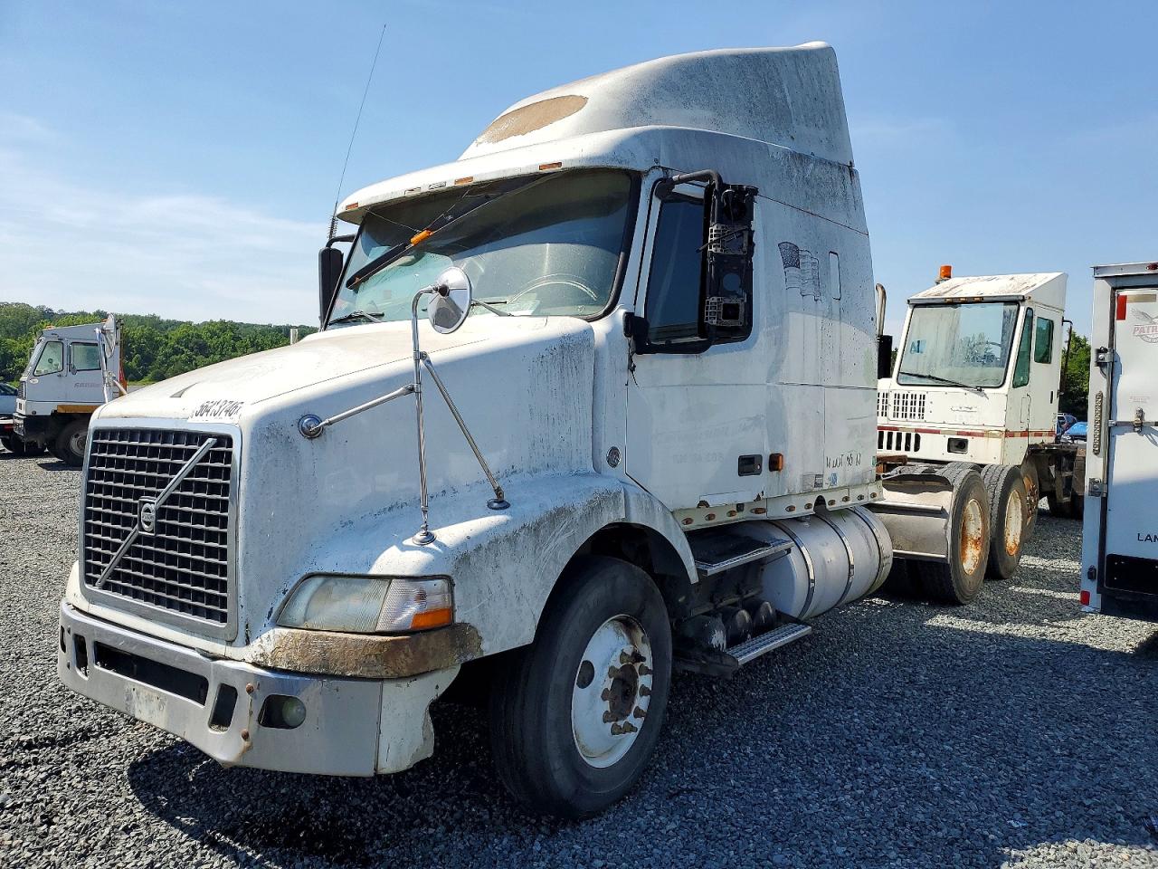 2007 VOLVO VN
