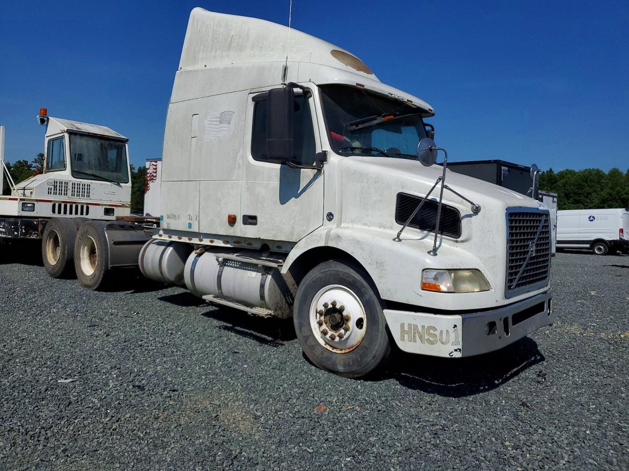 2007 VOLVO VN