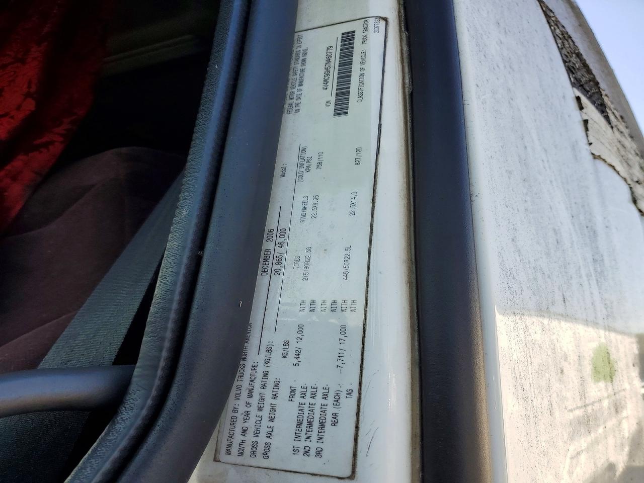 2007 VOLVO VN