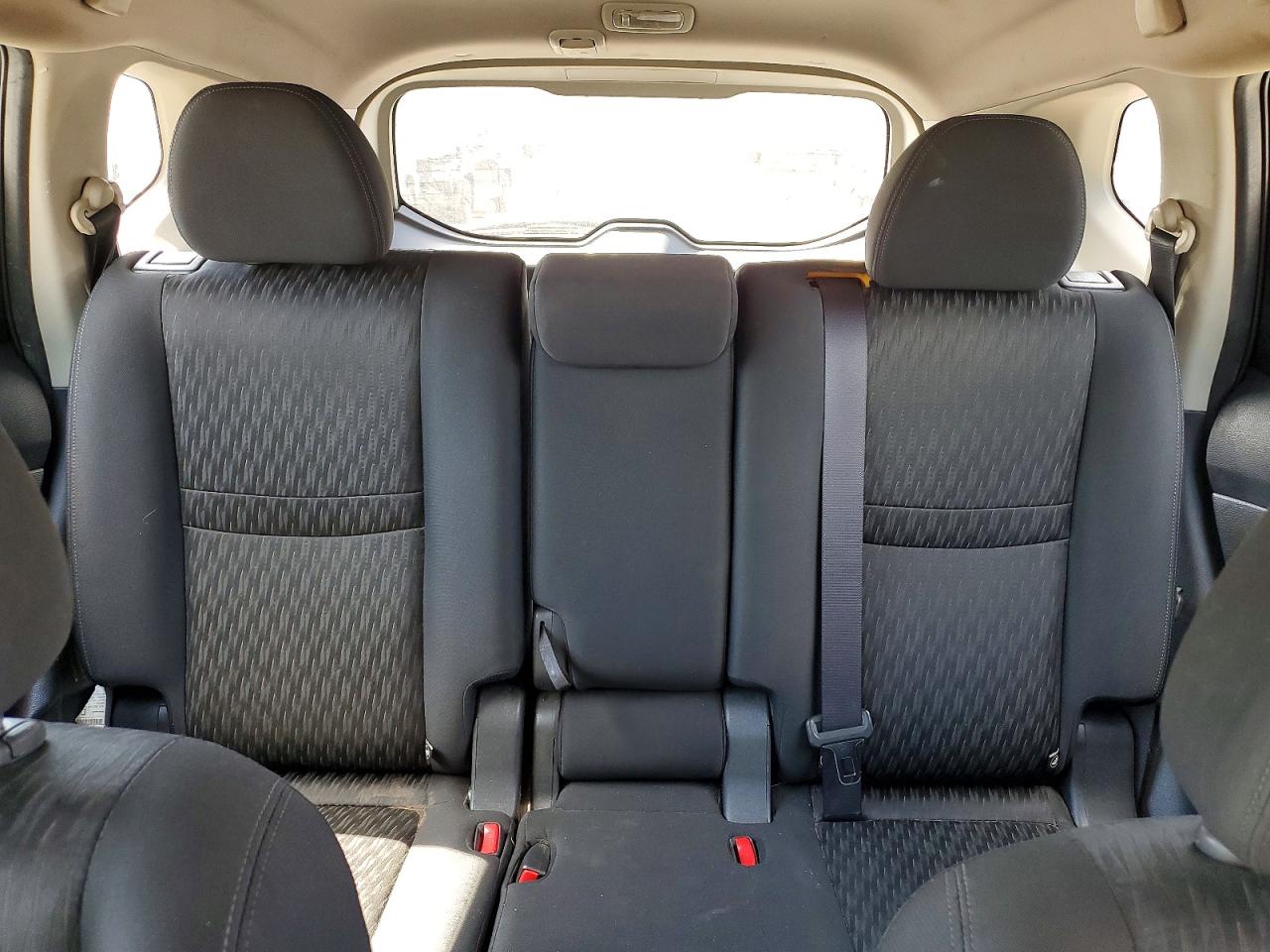 2017 NISSAN ROGUE