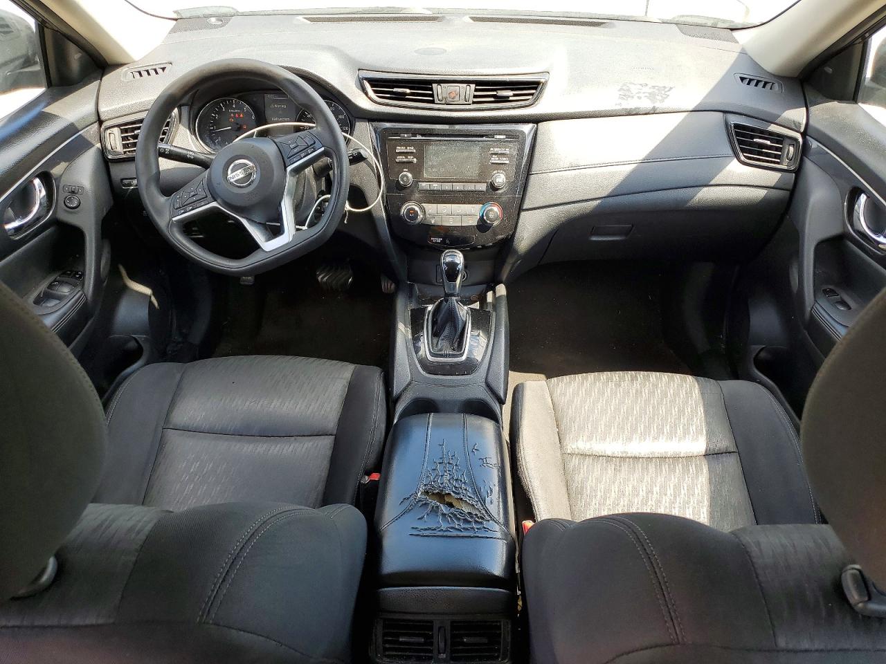 2017 NISSAN ROGUE