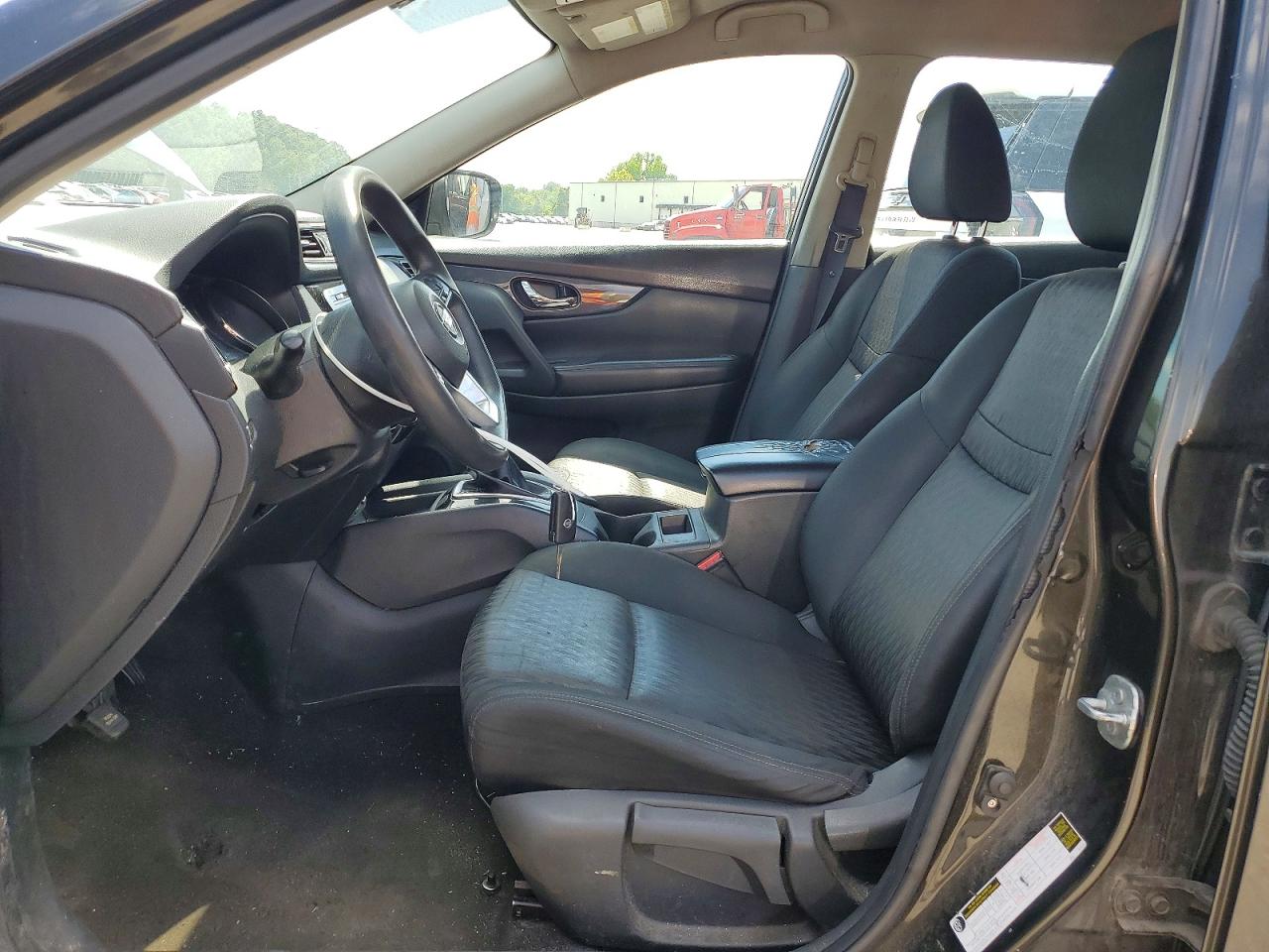 2017 NISSAN ROGUE