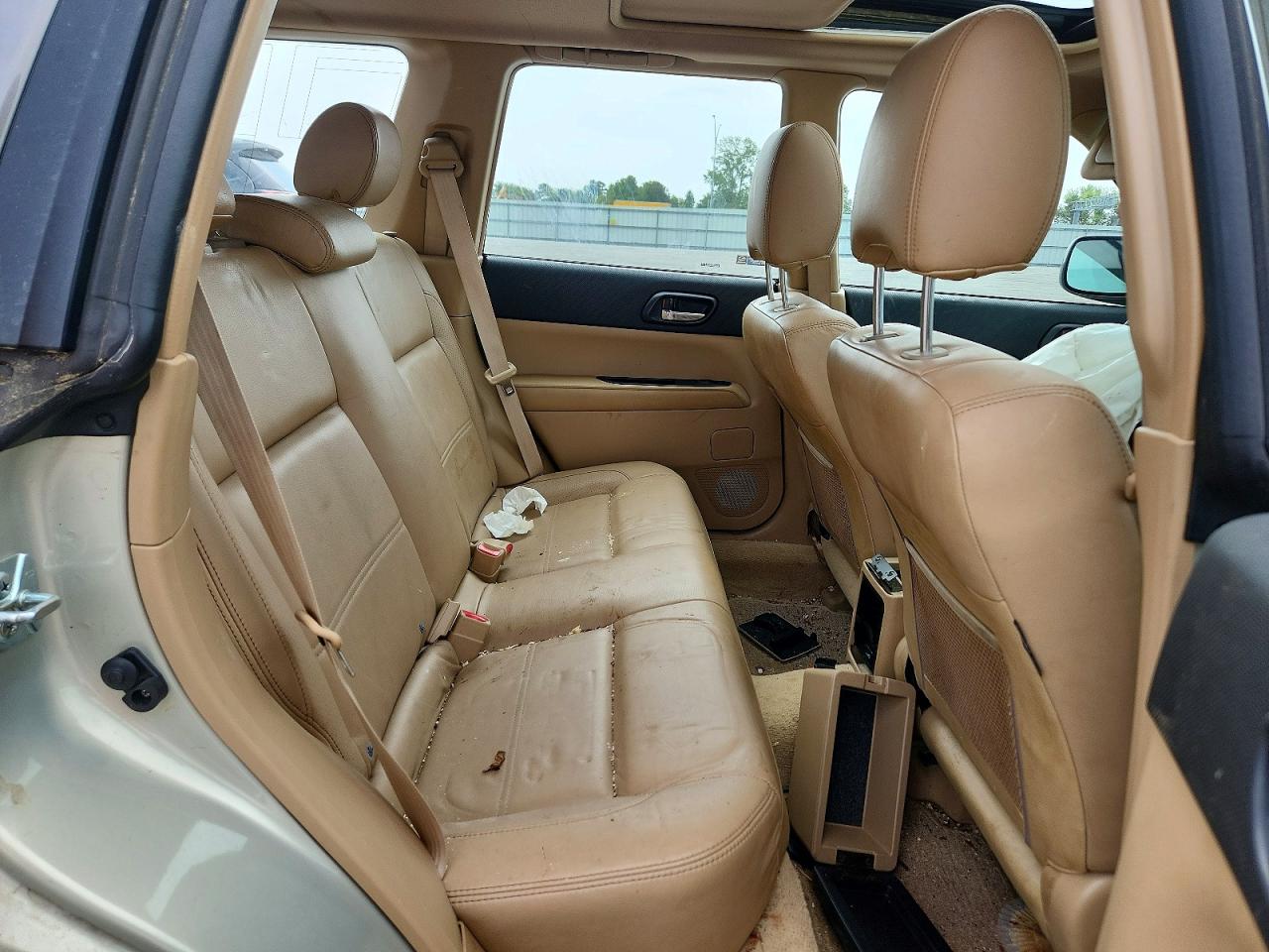 2005 SUBARU FORESTER 2