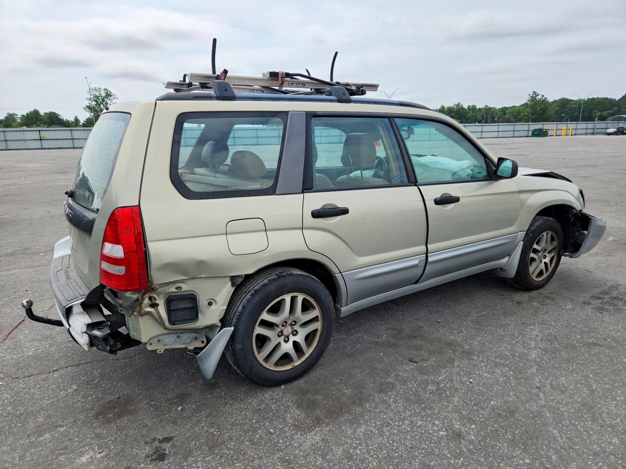 2005 SUBARU FORESTER 2