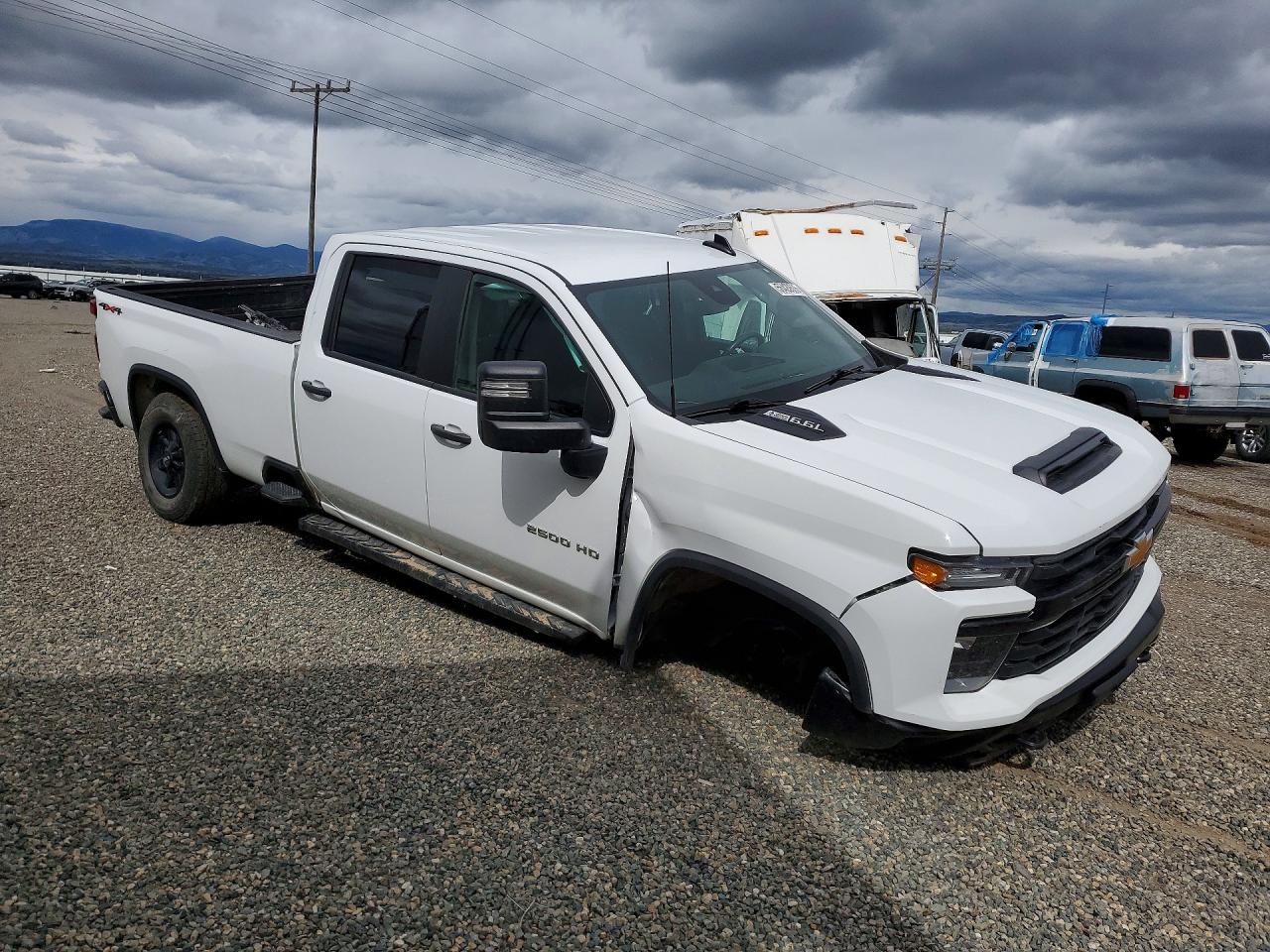 2024 CHEVROLET SILVERADO